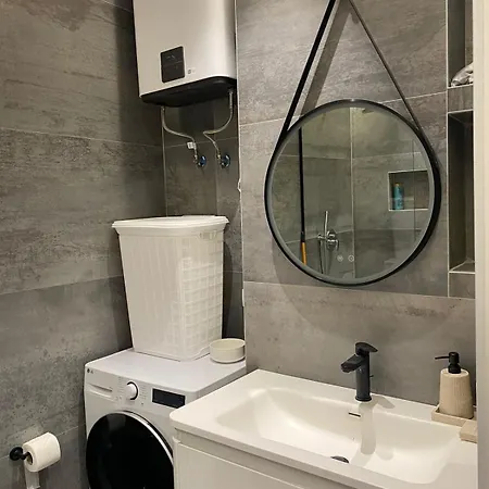 Brand New 1 Bedroom Flat Apartamento Tirana