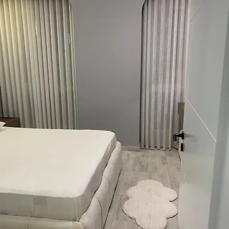 Brand New 1 Bedroom Flat Daire
