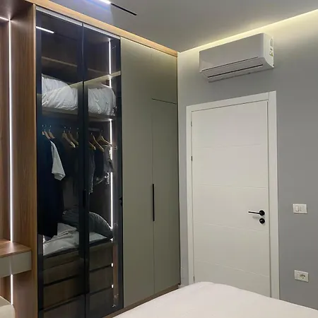 Brand New 1 Bedroom Flat * Tiran